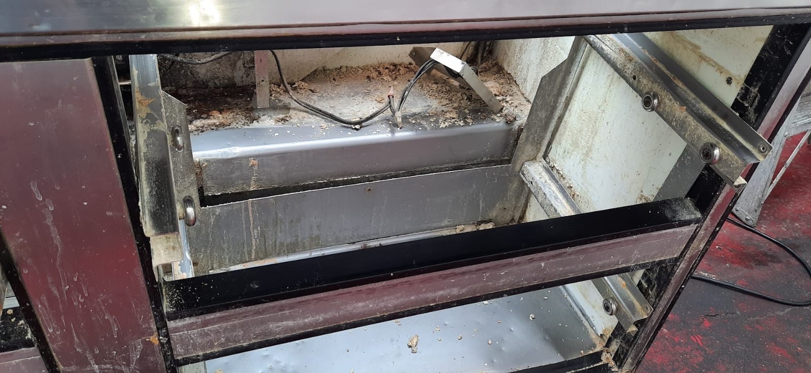 Revisión interna de equipo de refrigeración