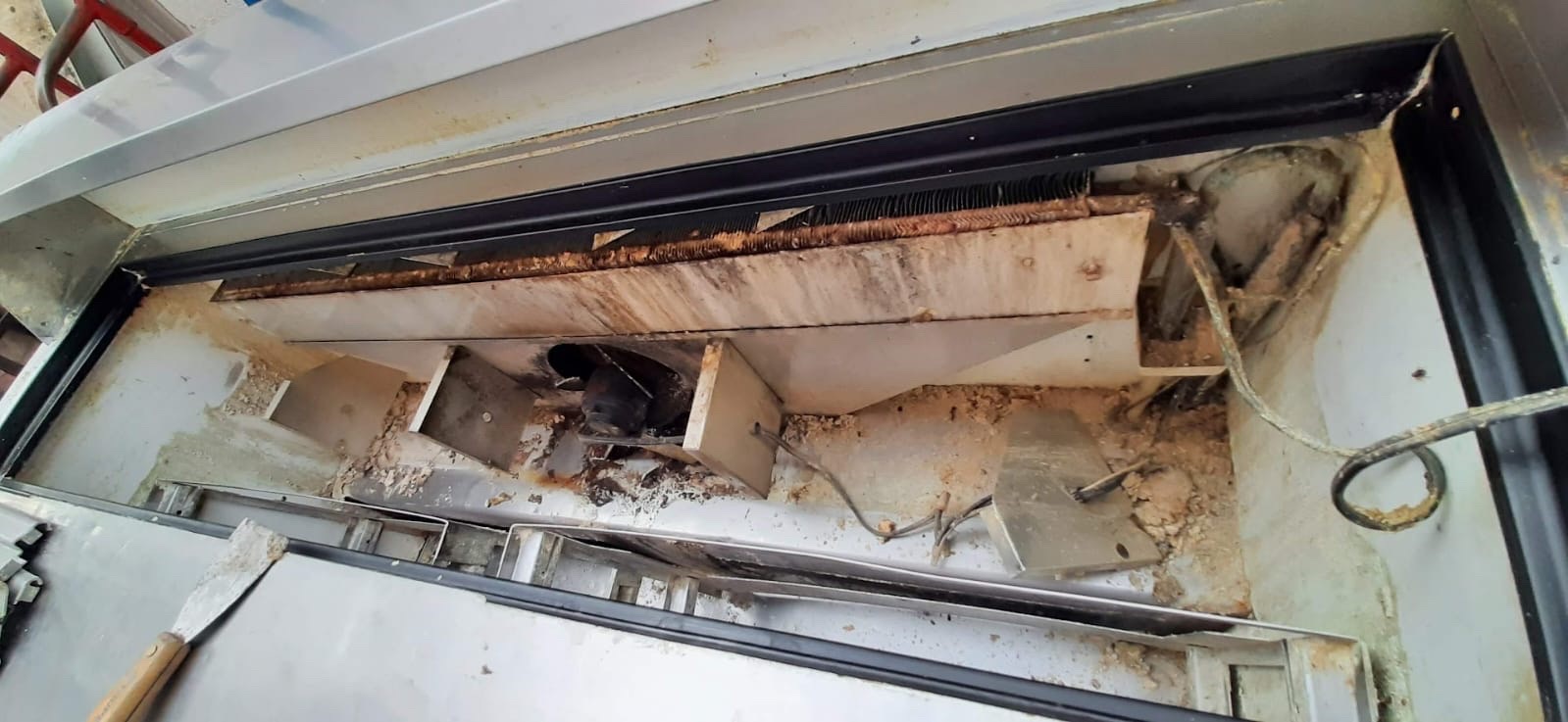 Servicio preventivo en equipo de refrigeración